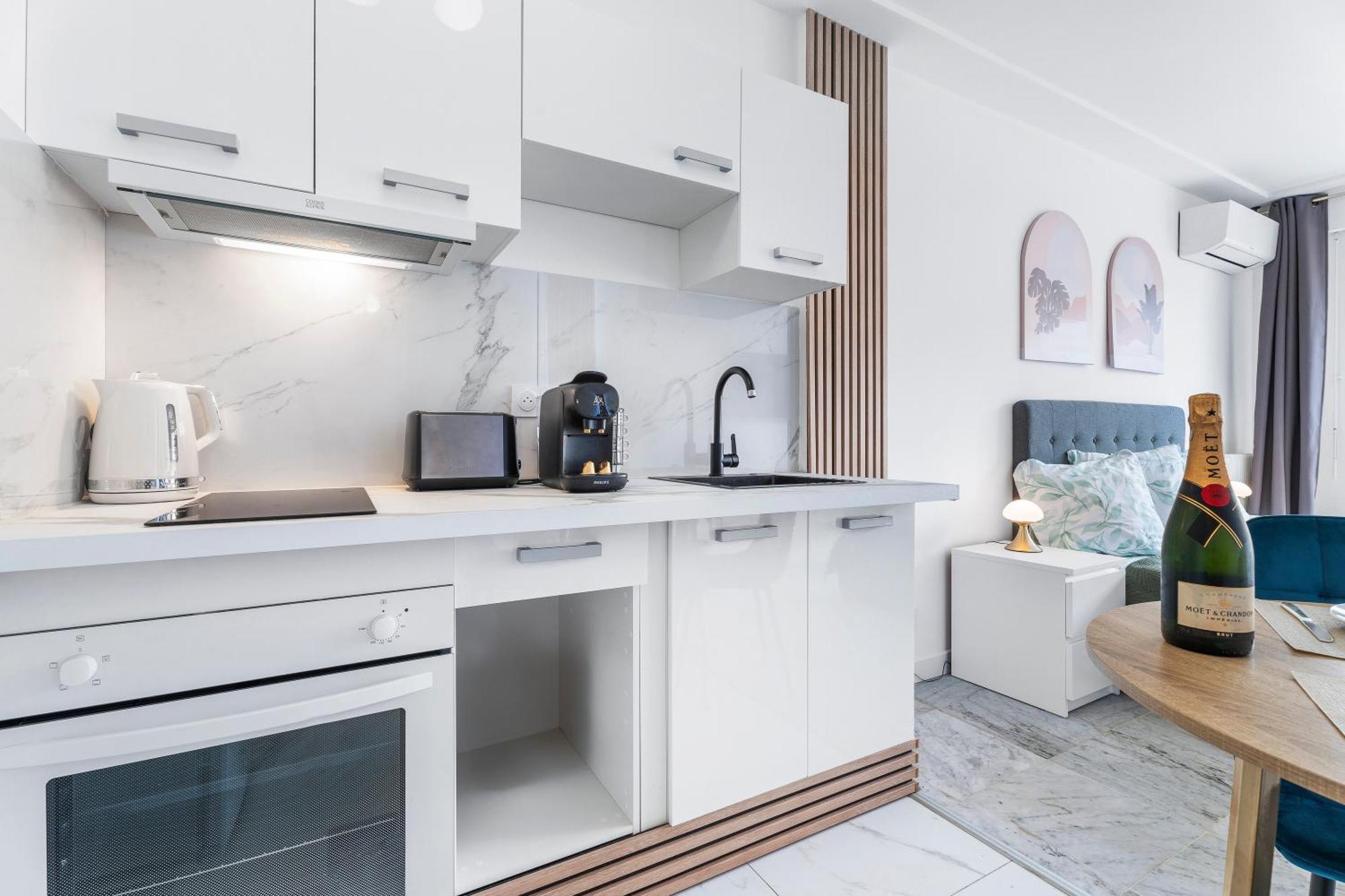 Elegant Studio Avec Terrasse Proche Mer Tramway Νίκαια Εξωτερικό φωτογραφία